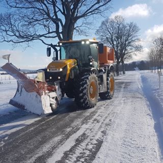Traktory Fastrac nezastaví ani tuhá zima