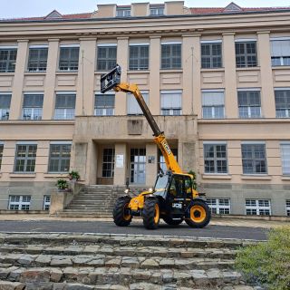 Teleskopický manipulátor JCB 530-60 Agri Super