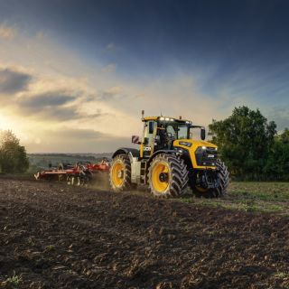 Nový JCB Fastrac 6000