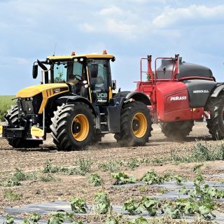 JCB Fastrac 4220 iCON