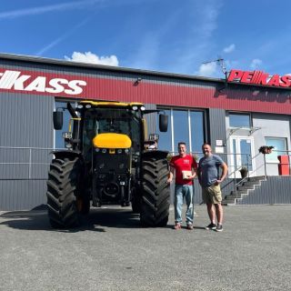 JCB Fastrac 4220 iCON