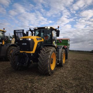 JCB Fastrac 6000 iCON