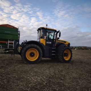 Nový JCB Fastrac 6000