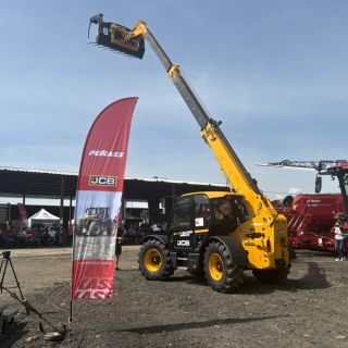 Den JCB a HORSCH