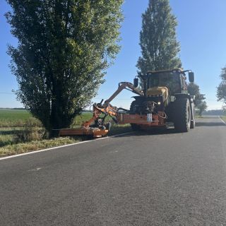 Univerzální JCB Fastrac
