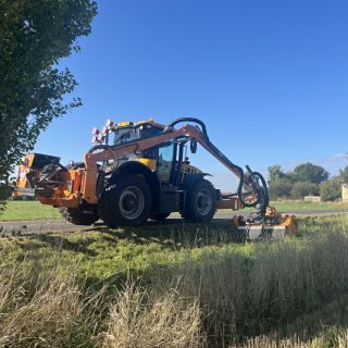 Univerzální JCB Fastrac