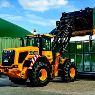 Kloubový nakladač JCB 427