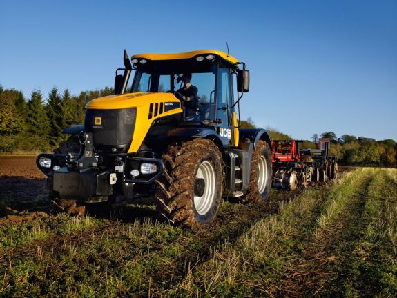 Po 20 letech končí výroba traktorů FASTRAC řady 3000