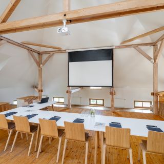 Národní kulturní památka VYŠEHRAD - Zasedací místnost