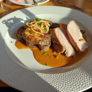 Wellness Hotel WINDSOR: konferenční prostory a zážitková gastronomie v srdci Špindlerova Mlýna