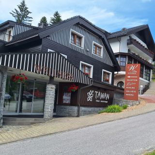 Wellness Hotel WINDSOR: konferenční prostory a zážitková gastronomie v srdci Špindlerova Mlýna