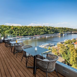 Casablanca Sky Bar s výhledem na Prahu