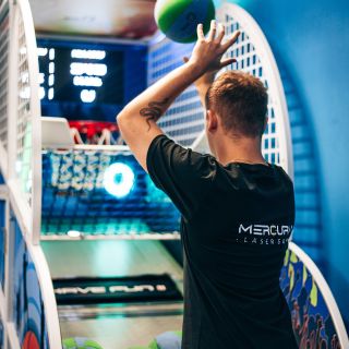 Mercuria Laser Game - Mercuria Laser Game a Pixel Pankrác
