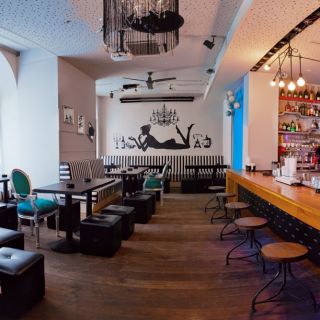 KU Bar & Lounge