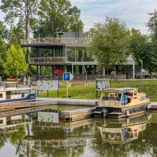 Dog in Dock – Vinařství a eventové centrum ve Veselí nad Moravou - Zahrada a venkovní prostory