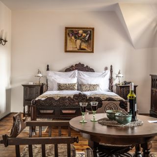 Hotel RŮŽE a OLDINN