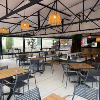 Nově zrekonstruovaný Molo bar na Občanské plovárně