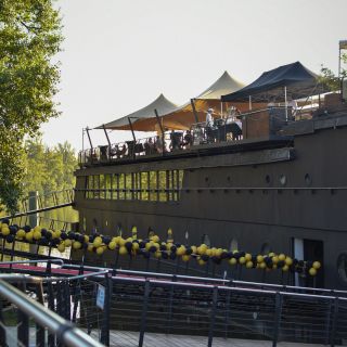 Botel Marina