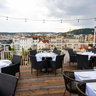 Pytloun Sky Bar