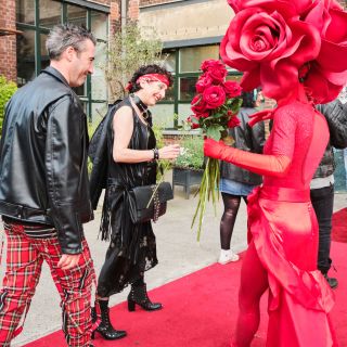 Aliatrix - visual entertainment agency - Walking acts