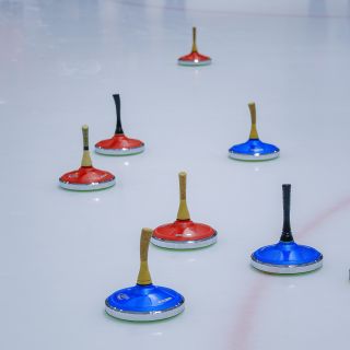 ICE STOCK jedinečný teambuilding