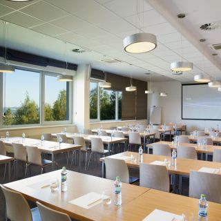 Kde posílit tým i načerpat energii? Firemní akce v srdci přírody najdete v Nahoru Resortu Monínec