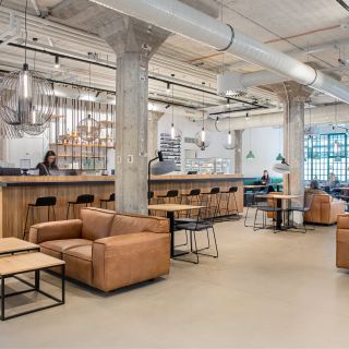 Pragovka Art District - Factory Kafe