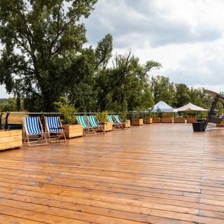 Botel Marina - SunDeck