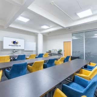 Zasedáme - Střední Central