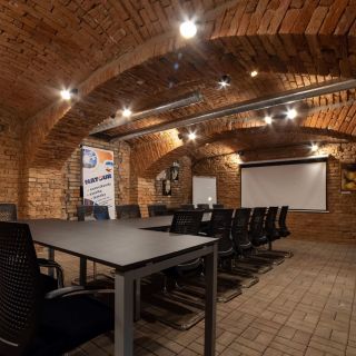 Janáček office - Velká tzv. Sklepní galerie