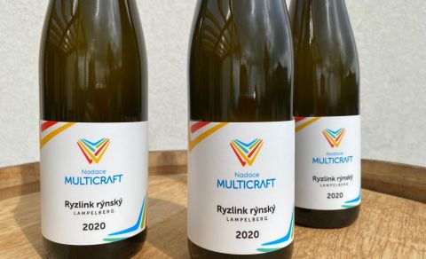 Víno jako firemní dárek, dárkové sety