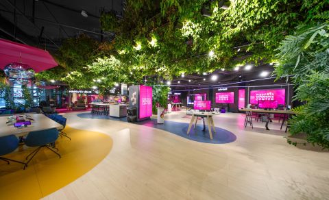 Magenta Experience Center