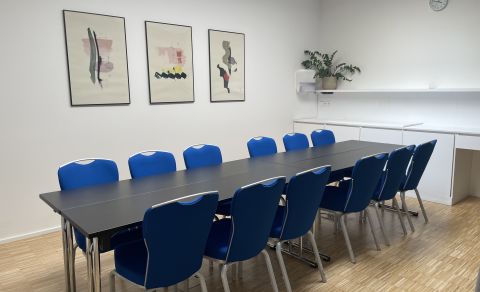 Meeting Room - Blue Orange