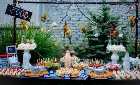 Občerstvení na oslavu