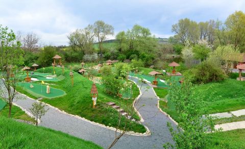 Putting-golfové hřiště