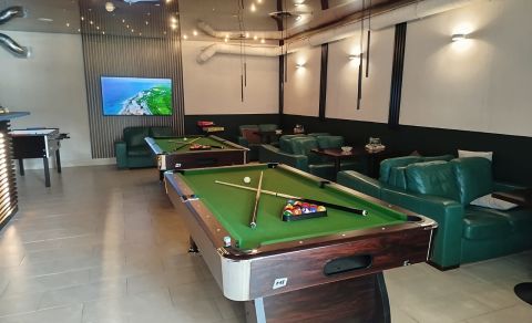 Smouky Lounge