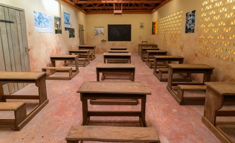 Školní třída v Rezervaci Dja