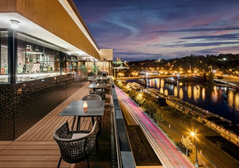 Casablanca Sky Bar s výhledem na Prahu