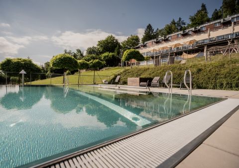 Kde posílit tým i načerpat energii? Firemní akce v srdci přírody najdete v Nahoru Resortu Monínec