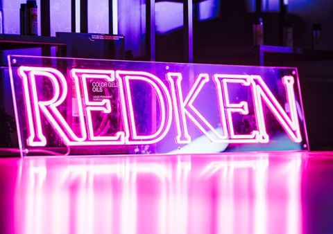 WOW efekt zaručen! LED neony, které promění každý event