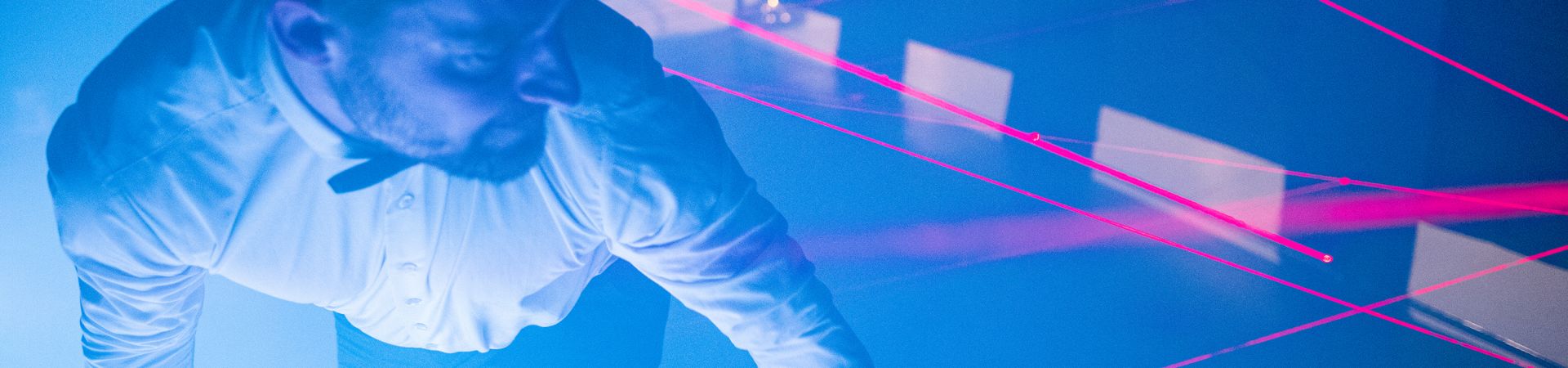 Aliatrix - visual entertainment agency - Laserové bludiště