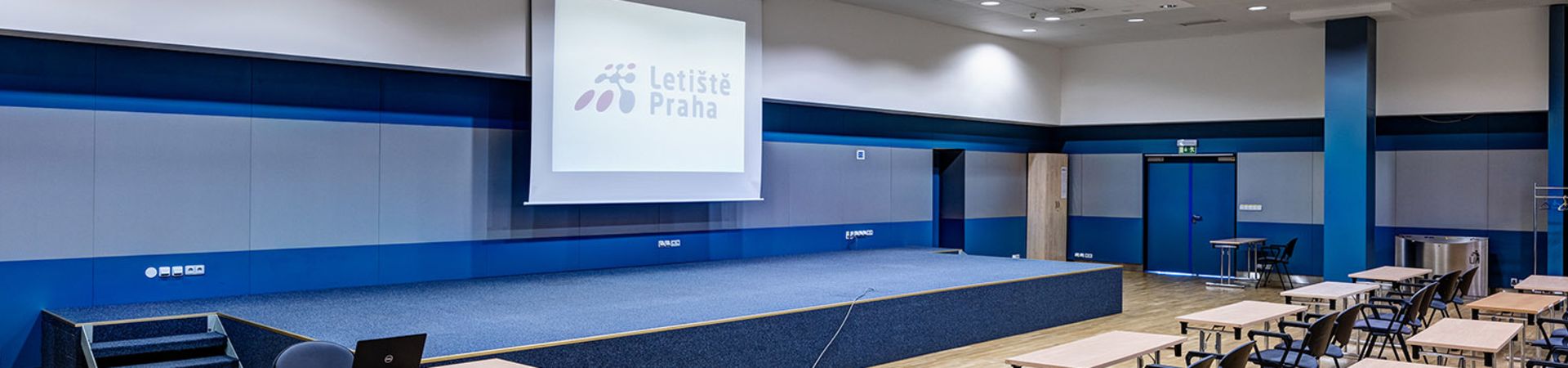 Kongresový sál Letiště Václava Havla Praha - Prostřední 1/3