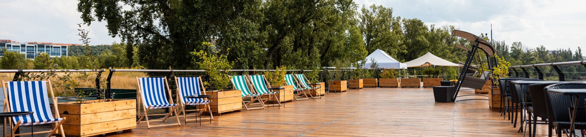 Botel Marina - SunDeck