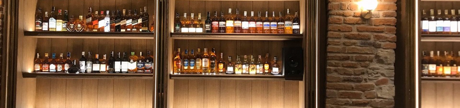 Whiskey Restaurant, Bar & Museum