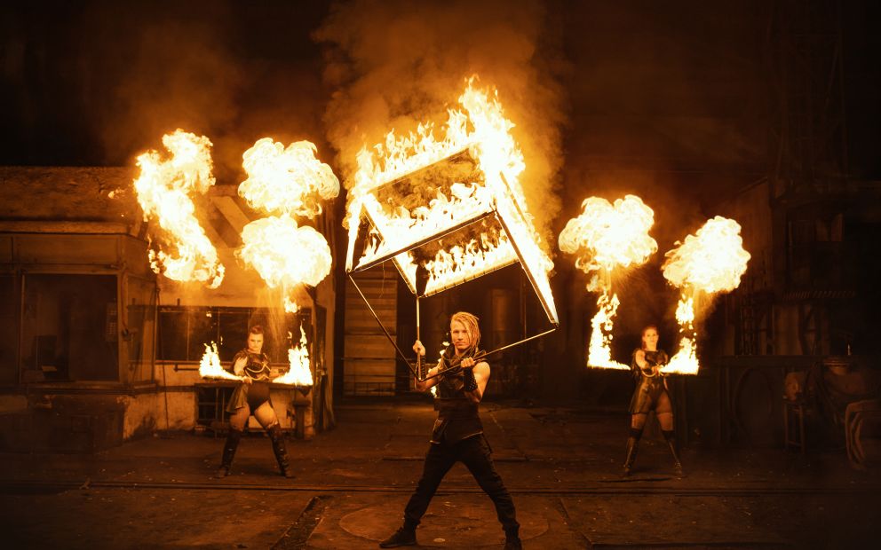 Aliatrix - visual entertainment agency - Ohnivé show