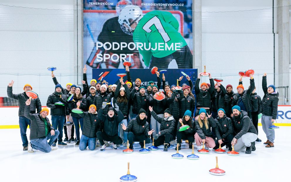 ICE STOCK jedinečný teambuilding