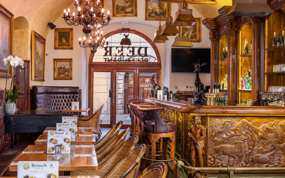 DEER Restaurant  -  místo pro vaše akce - DEER Restaurant - jídlo s příběhem po celý den