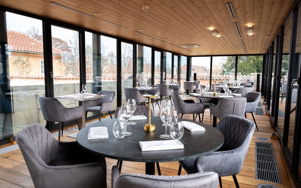 Restaurant Lví Dvůr