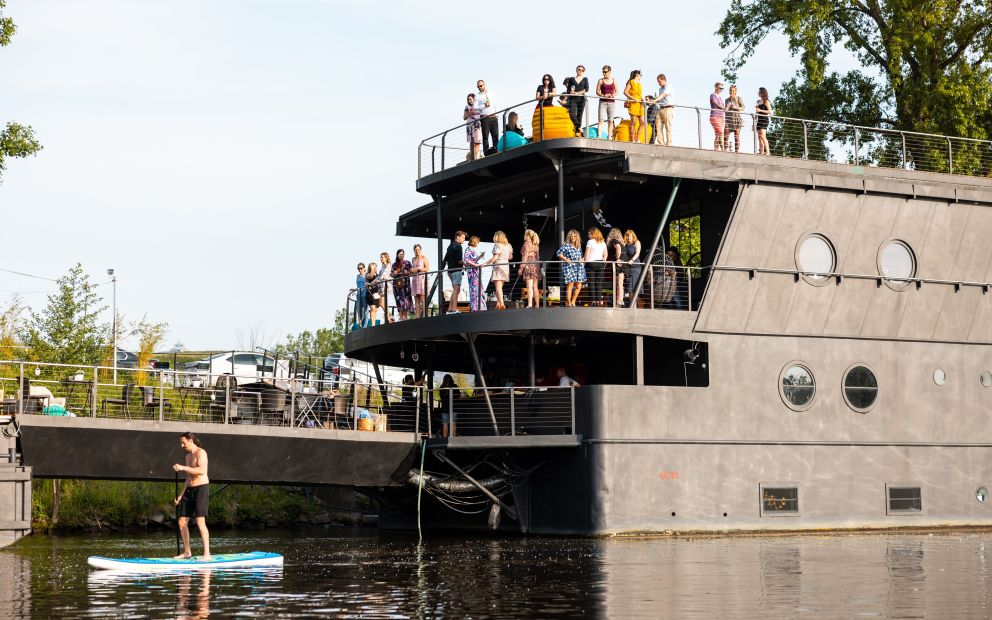 Botel Marina