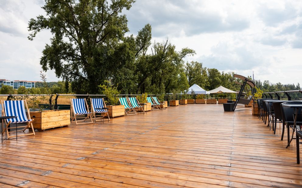 Botel Marina - SunDeck